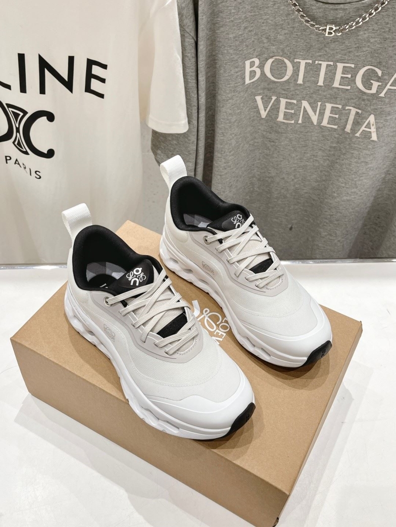 Loewe Sneakers